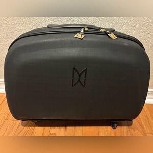 Max Mirani carry on luggage bag